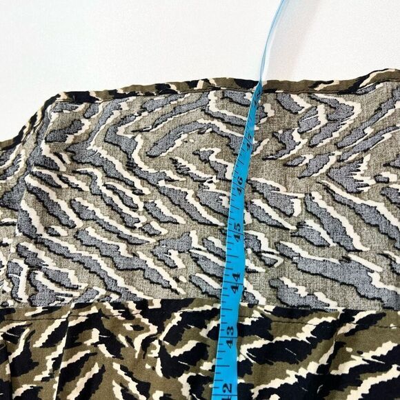 Loralette Dress 14/16 Khaki Green Animal Print V-Neck Ruffles Sleeve Maxi Formal - Picture 3 of 10